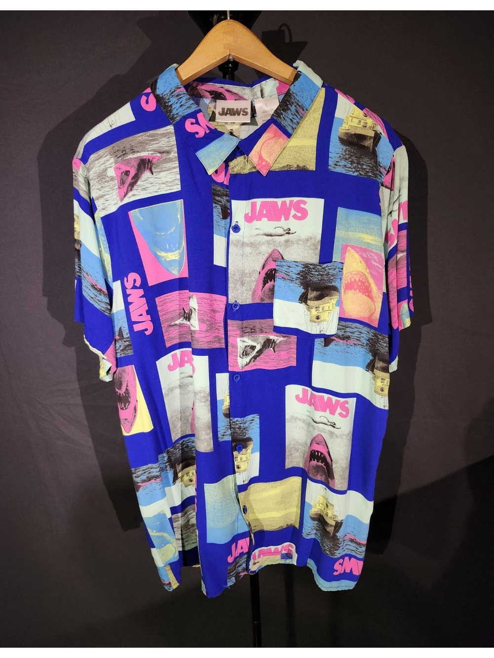 JAWS Men's L Blue Rayon Graphic Print Short Sleeve Button-Up Shirt Pockets